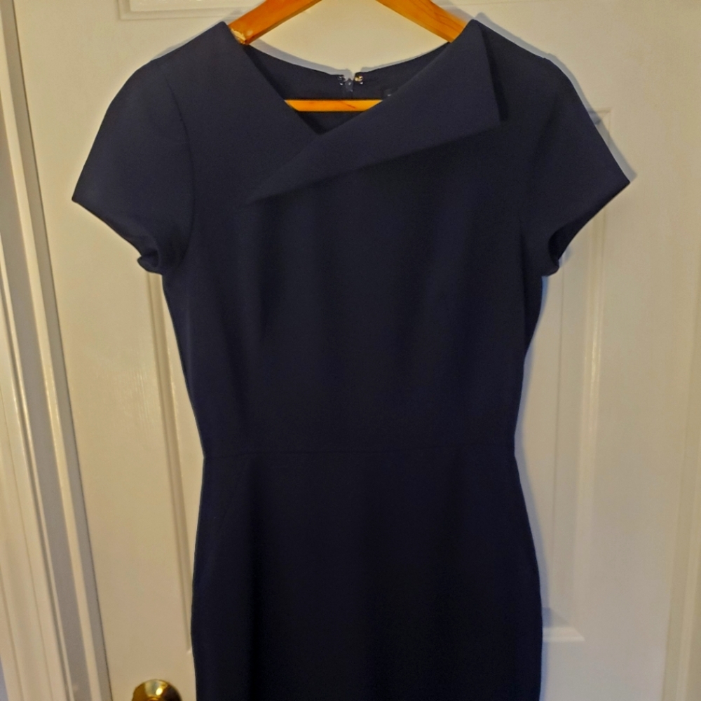 Beautiful Tahari Navy Dress